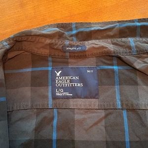 Men's casual button down shirt